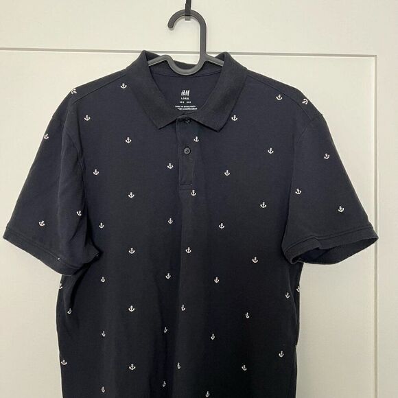 H&M Mens Polo Shirt Medium Navy Anchor Print Short Sleeve Collared Button Cotton - Picture 2 of 13